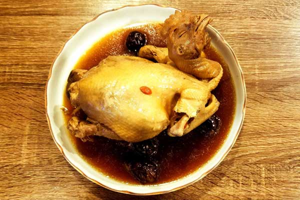 古味黑蒜燉土雞