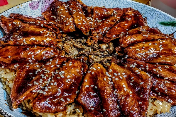 蒲燒鯛香菇米糕